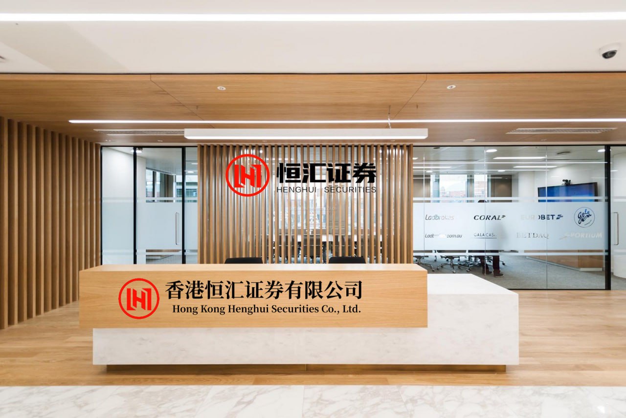 德恒财富 女子趁艺人外出，翻墙侵入酒店房间！张彬彬严正声明！警方介入_行为_私人_非法